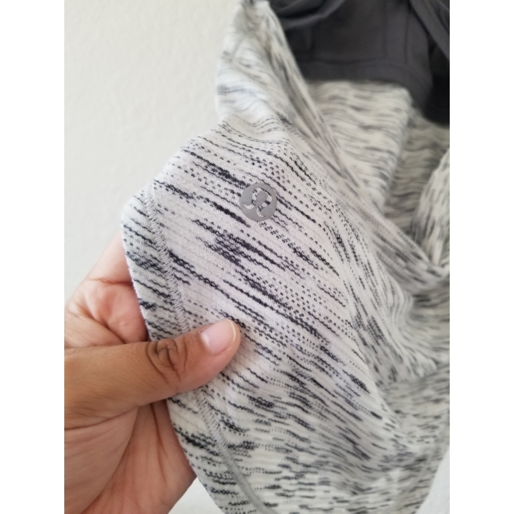 LULULEMON Raise the Barre Tank Top - Picture 10 of 11